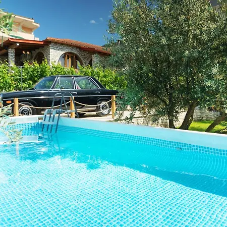 Vila Todo * Durrës